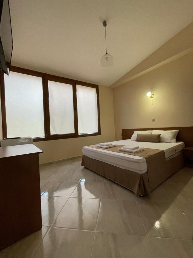 Helios Hotel Stavros  Exterior foto